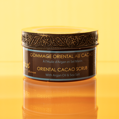 Oriental Scrub (απολεπιστικό) σώματος με κακάο και θαλασσινό αλάτι 250ml